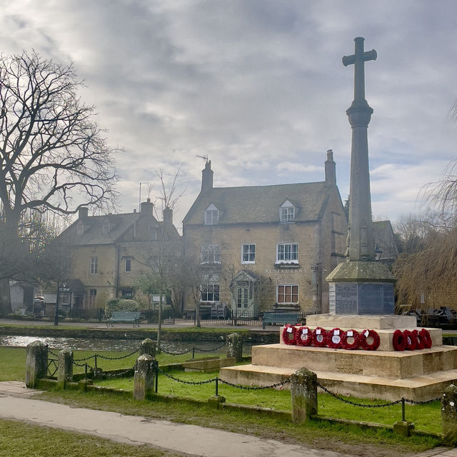 Wonderous Burton-on-the-Water