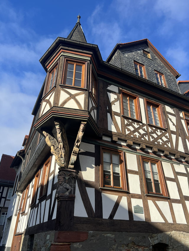 Kronberg im Taunus time travel to the past 1200