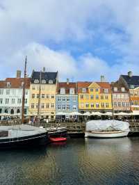 Stunning Canal Views at Nyhavn⛵️