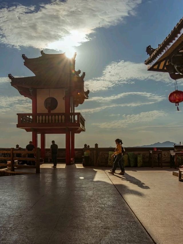 🏯 Lingtong Temple – A Serene Buddhist Haven in Zhangzhou