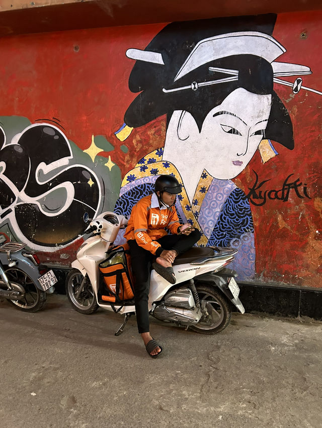📌 Hue for $100: 2 Days in a City Where History Breathes
