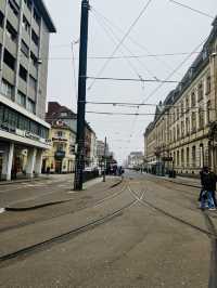 🛍️🚶‍♀️ Karlsruhe Calling: A Walkable Wonderland of Culture & Style 🇩🇪✨  