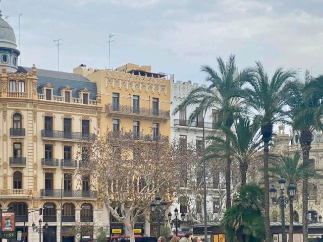 Cloudy Streets Vibes☁️