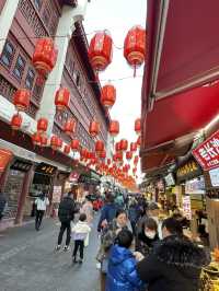 Wuhan’s Hubu Alley 🍜 