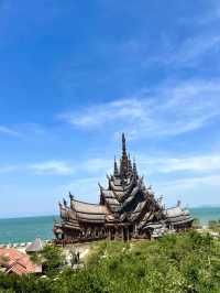 泰國真理寺 一座永遠建不完的博物館
