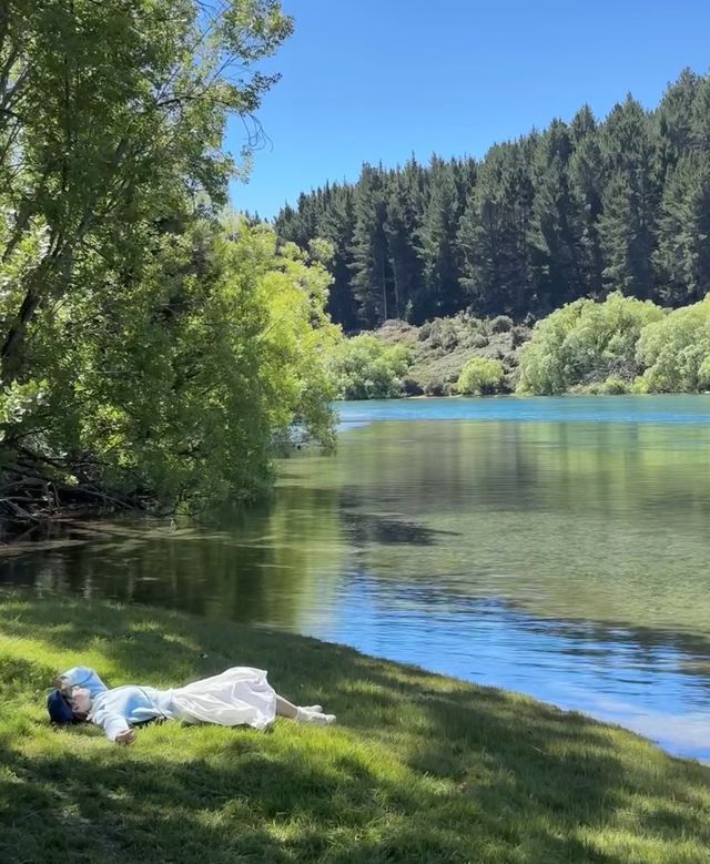 瓦納卡鎮綠草如茵,為你開啟浪漫假日