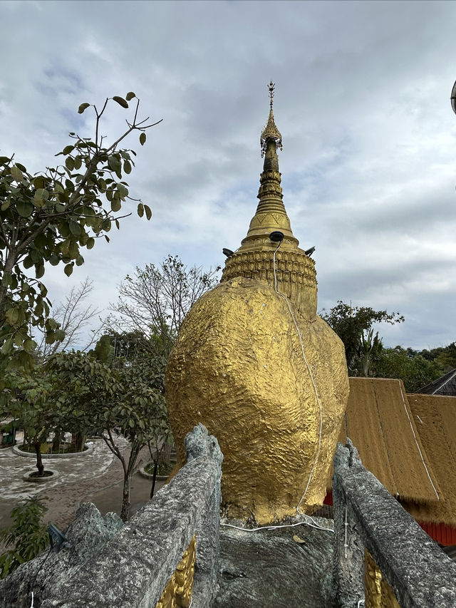 假裝在國外｜春節旅行推薦，中緬邊境神奇村：一寨兩國