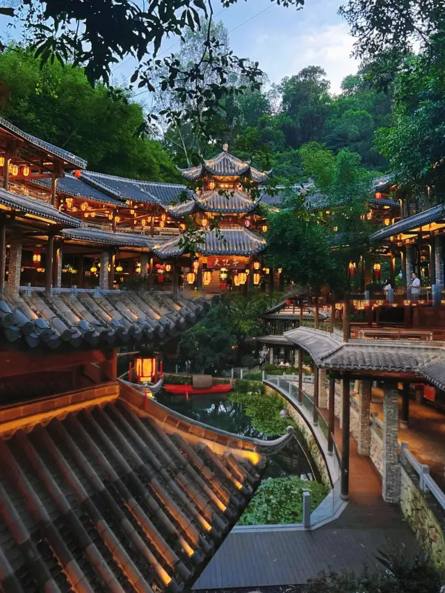 Shenzhen's real-life version of the Dream of Splendor, filming rate