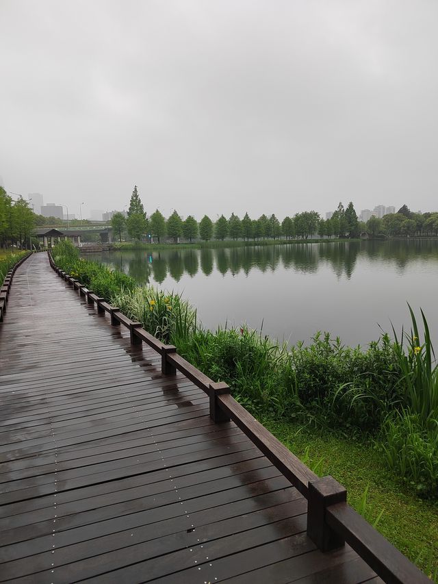 日湖公園