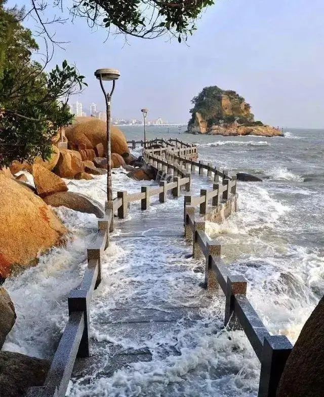 Gulangyu Expressions.