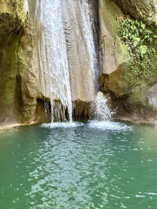 Hidden in a small town in southern Shaanxi, the "Little Waterfall"
