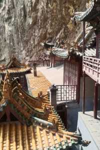 人生總要去一次懸空寺吧，真的太絕了！