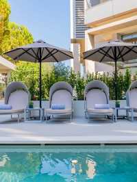 🌟 Athenian Getaway: Top Stay in Vouliagmeni! 🏖️✨