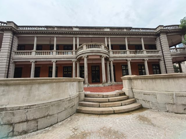 我承認我是去看建築不是去觀展的！