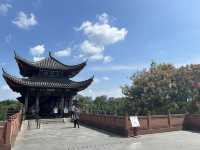 白鷺洲書香濃郁。