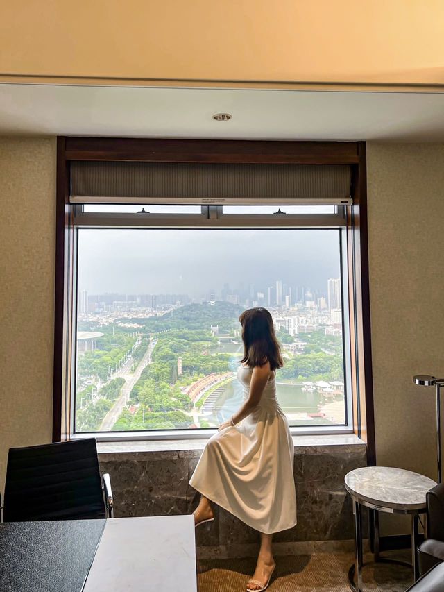 在佛山！住這家酒店就能看到千燈湖夜景。
