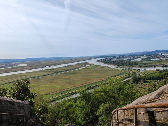 登虎山長城。