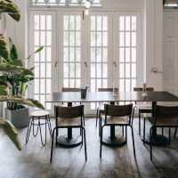 Huge cafe