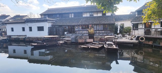 逛逛歇馬橋，體驗慢生活。