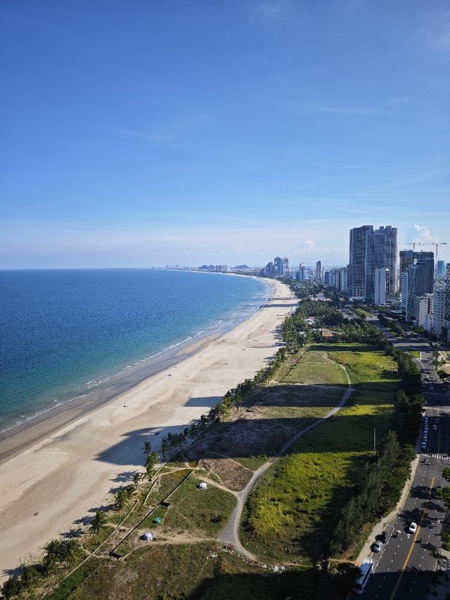 峴港美景之選 | Hilton Garden Inn Da Nang    地址：96 V