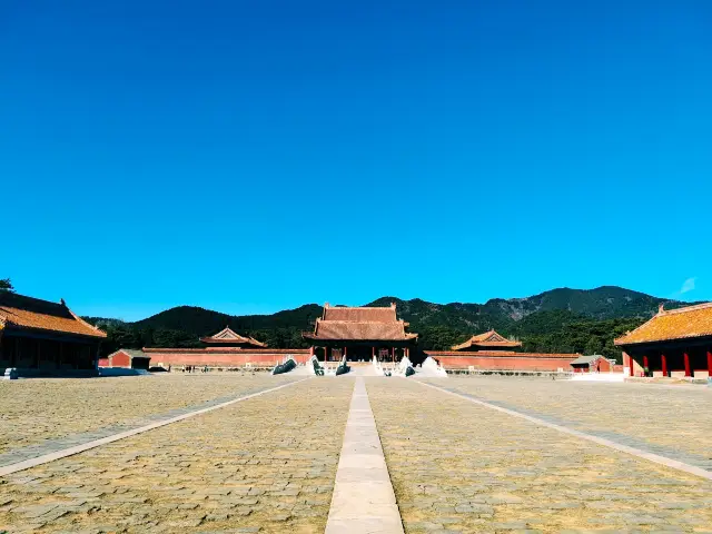 허베이성 탕산시 칭둥링 위링