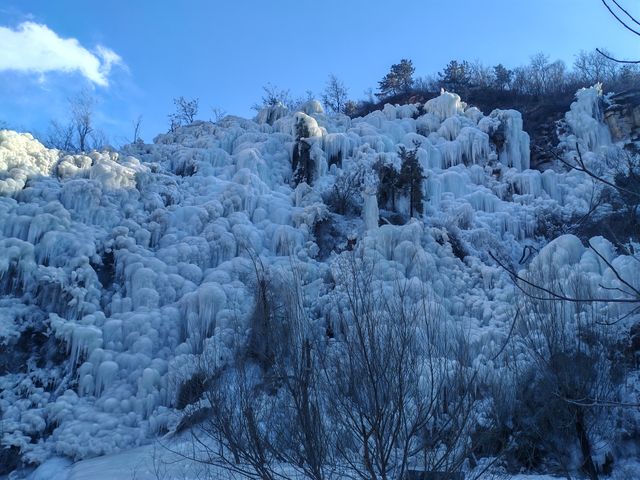 水瀑溝