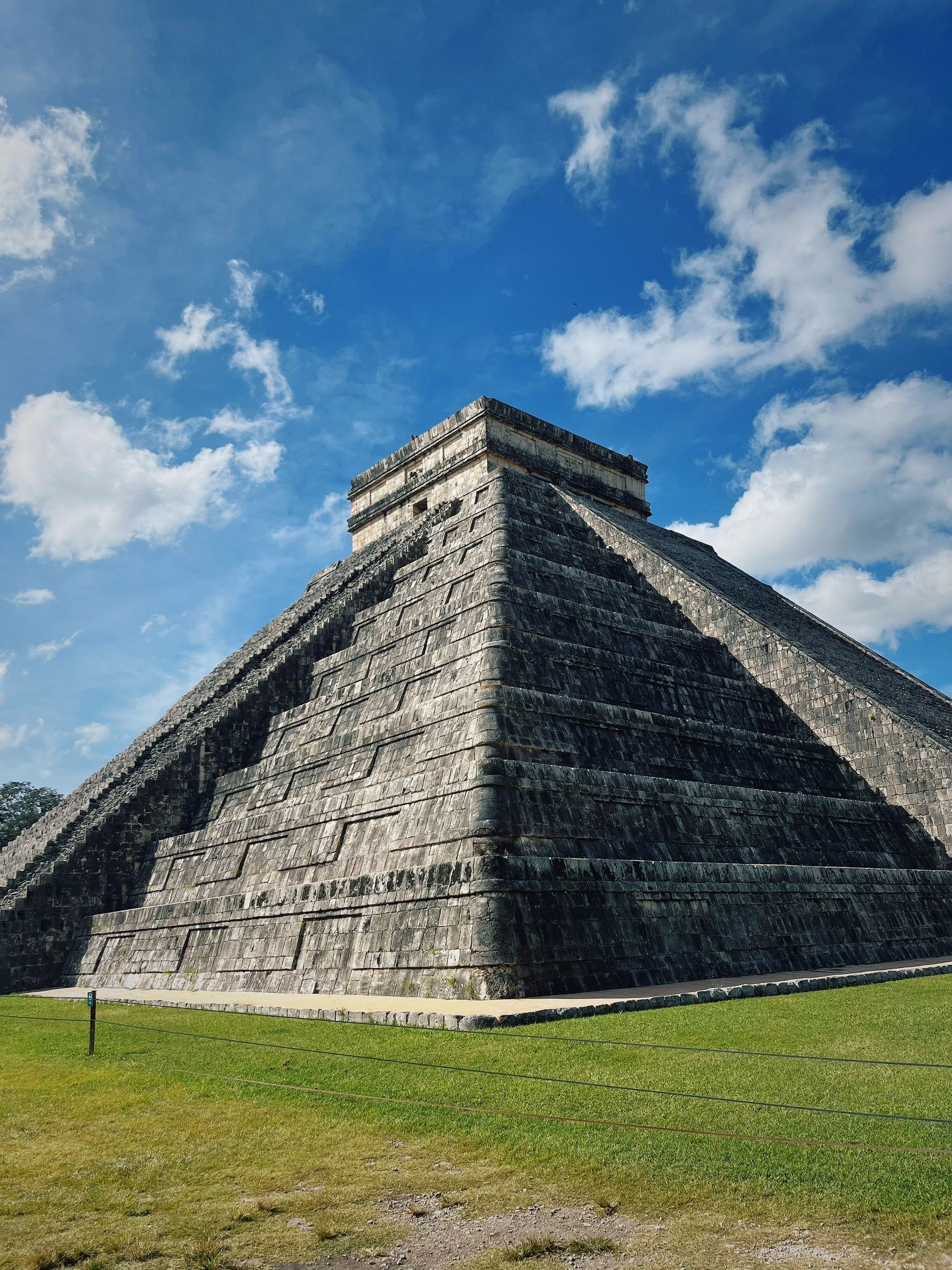 最新】太陽のピラミッド - チケット、営業時間、口コミ、写真 [2025年