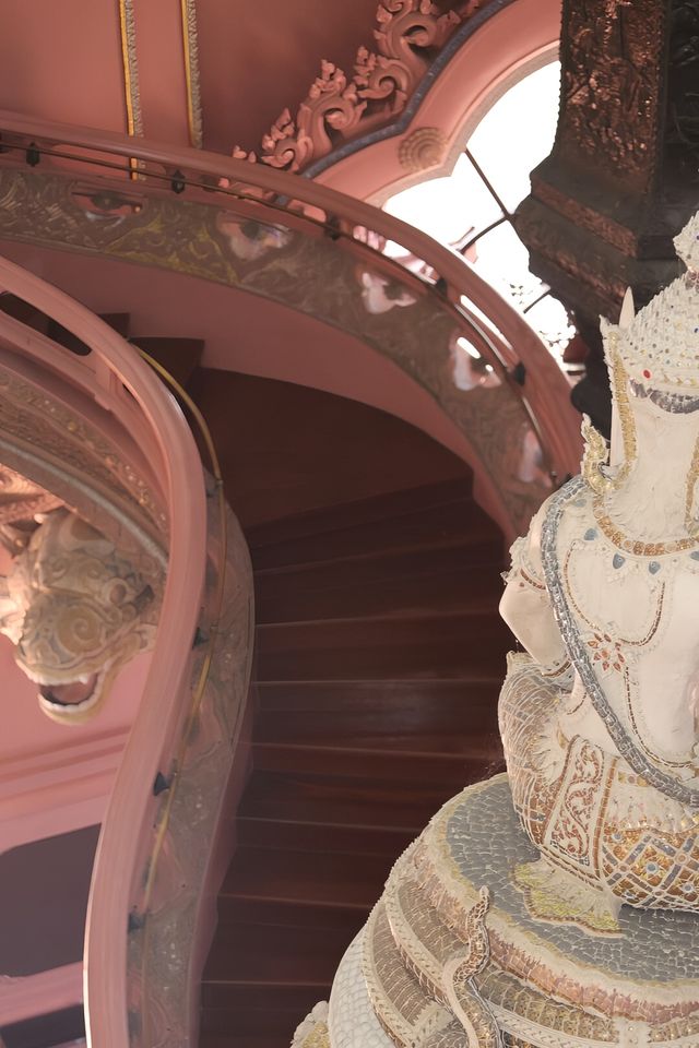 曼谷旅遊｜夢幻粉紅三象神博物館