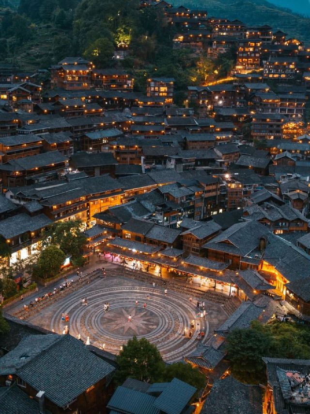 去貴州看山水住進懸崖上的觀景酒店
