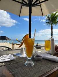 A Slice of Paradise at La Pirogue