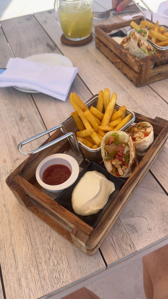 Comfortable Villas and Delicious Dining Experience