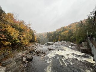 Eastern Canada Fall Foliage Tour · Old Quebec City · Sainte-Anne Canyon · Upper〄