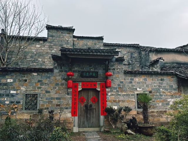 石板路邂逅舊時光-河口古鎮