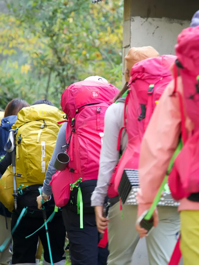 現在徒步正好|帶上搭子,來這裡與秋天約會 現在徒步正好|帶上搭子,來這裡與秋天約會