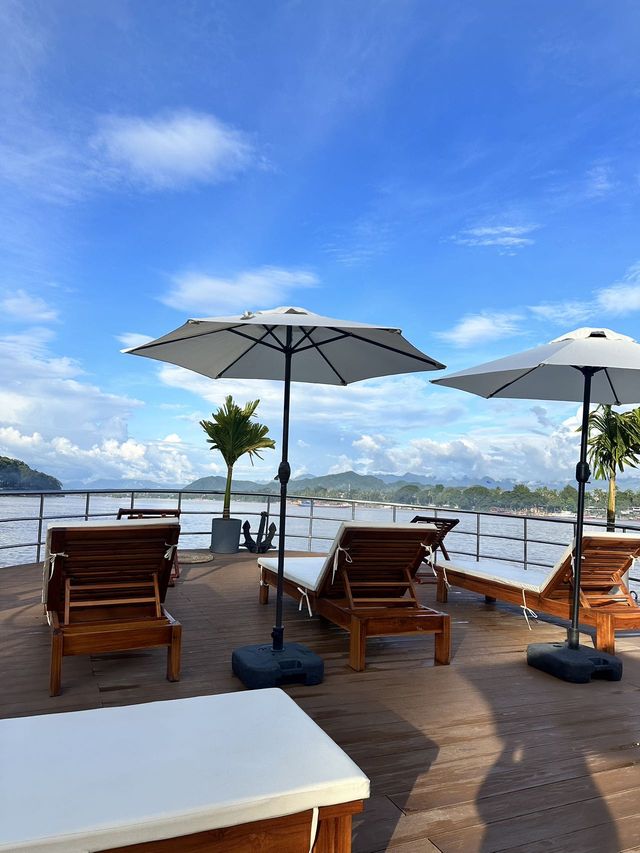 琅勃拉邦日落遊輪,好浪漫! 琅勃拉邦日落遊輪,好浪漫!