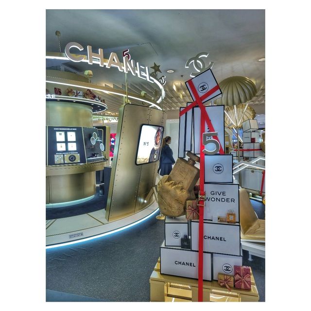 CHANEL太空飛船。海港城