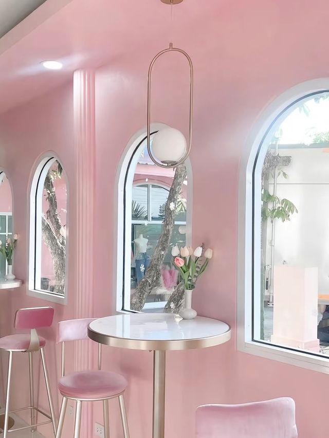 Danica cafe’🌷❣️
