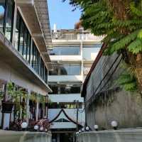 🇱🇦ラオス ヴァンヴィエン【Silver Naga Hotel】立地、部屋からの景色、ホスピタリティが最高!!