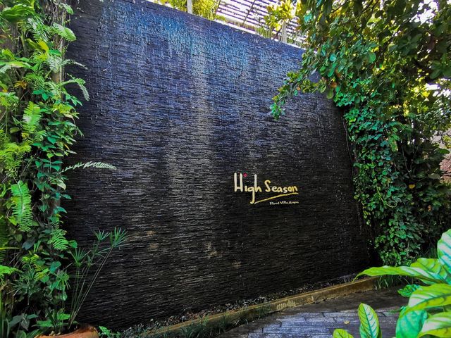 High Season Pool Villa & Spa