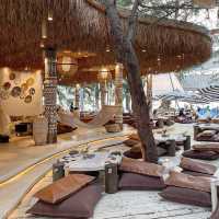 CAVE BEACH CLUB - คาเฟ่สุดชิลริมทะเลพัทยา