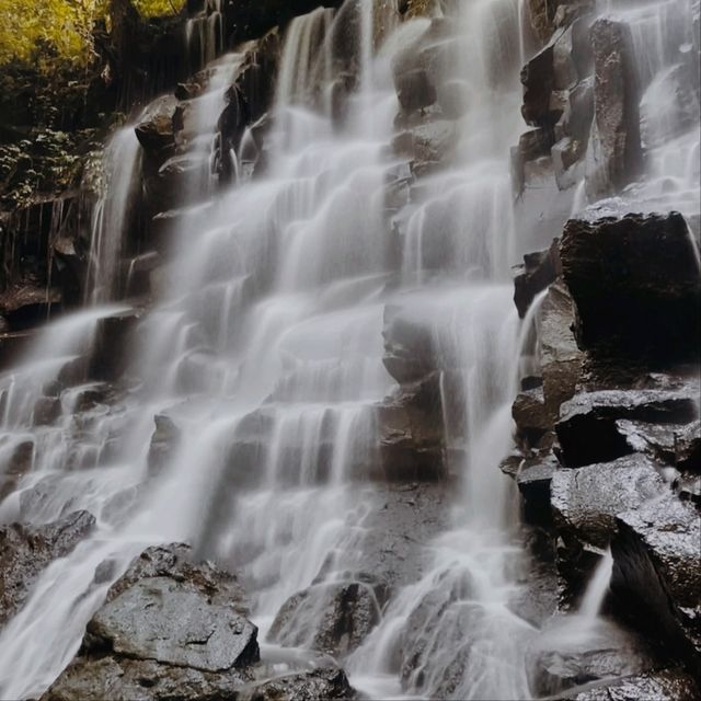 Kanto Lampo Waterfall, Bali