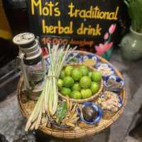 호이안 올드타운 맛집 연잎꽃차 MOT 🌿🍃