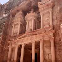 Red Columns at The Treasury 🇯🇴😍