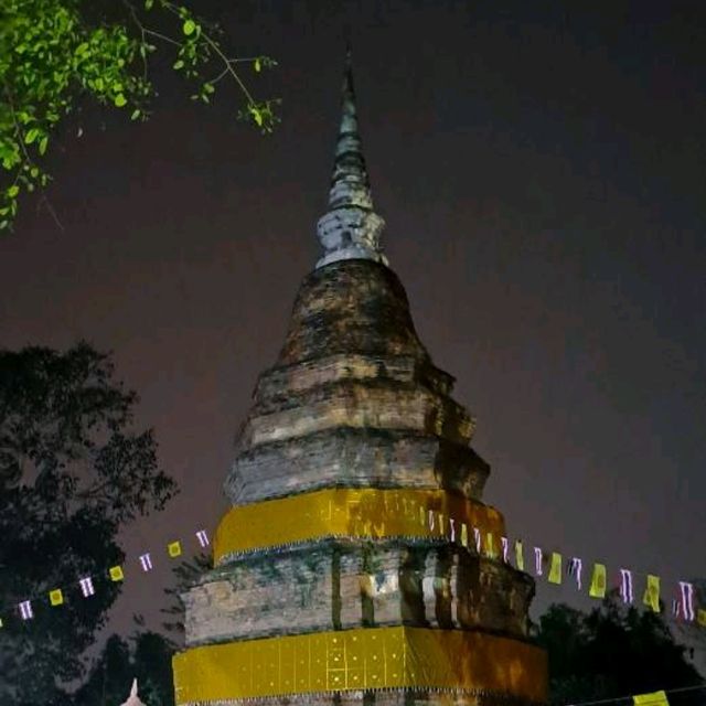 วัดพระธาตุหมื่นครื้น  จังหวัดลำปาง