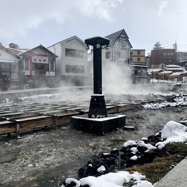 冬の草津は風情が最高潮♨️🔥