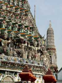 Beautiful details of Wat Arun