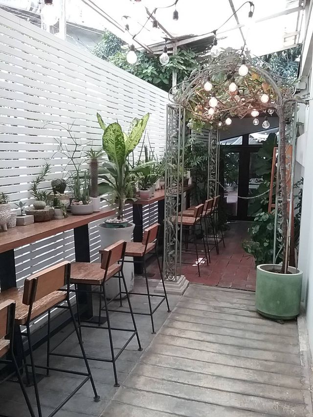 Little Hideout Patisserie