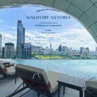Waldorf Astoria - ที่พักหรูใจกลางเมืองกรุง