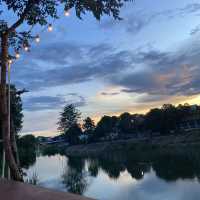 ร้านชิล chill ริมวัง หลังค่าย by เตี๋ยวดำ ลำปาง