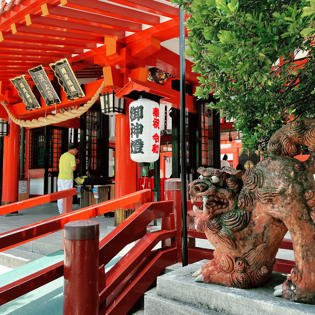 [沖縄神社尋］崖上著名神社